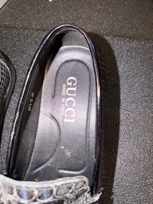  — Gucci Men’s shoe Snake skin