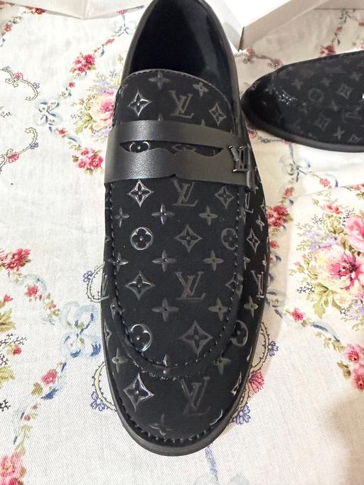  — Louis Vuitton men’s loafers