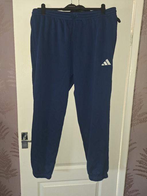  — Adidas navy joggers mens