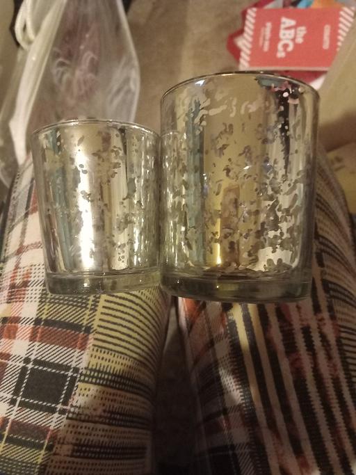  — 2 candle holders
