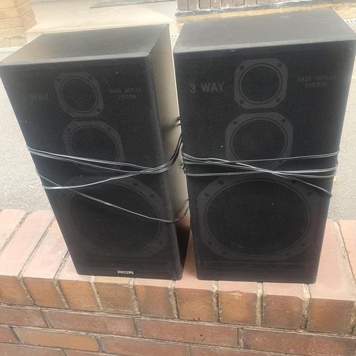  — Philips LSB395/20R 3-way speakers Good Con.