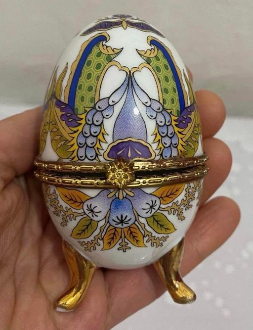  — Decorative Egg Trinket Box