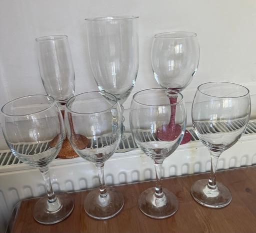  — 7 Mixed Clear Glassware
