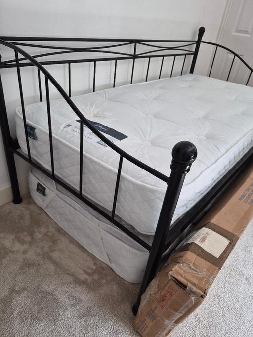 — Black Framed Trundle bed - Single/Superking 