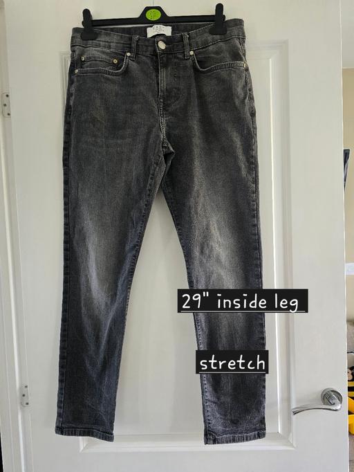  — Easy mens stretch jeans 👖 32R