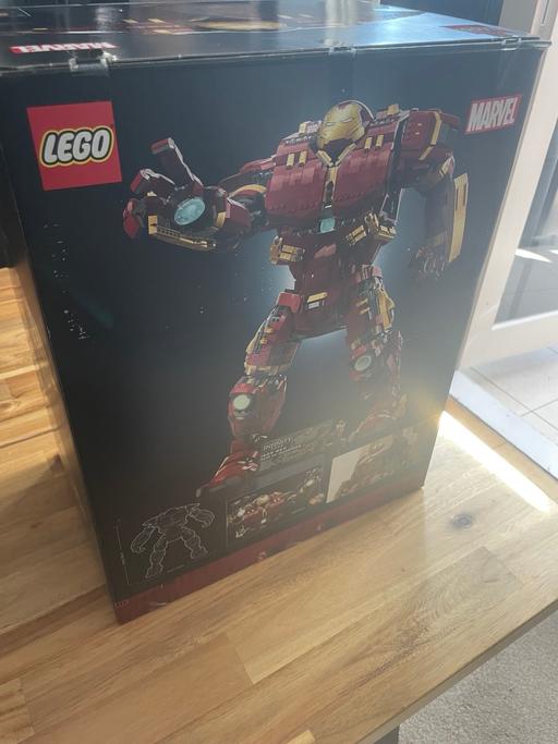  — Lego Marvel Hulkbuster 76210