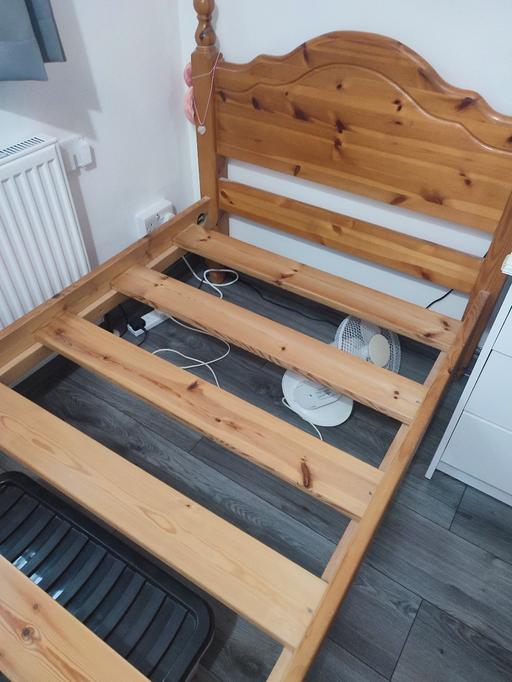  — single wooden bed