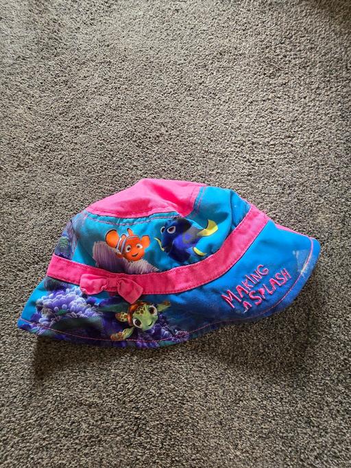  — Finding Nemo summer hat 1-2years