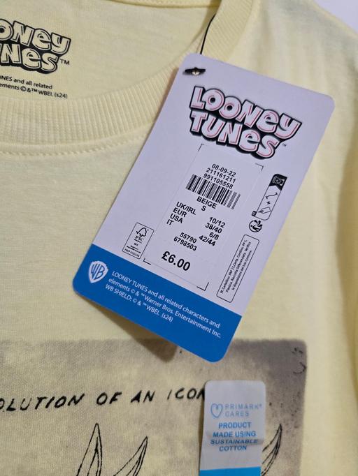  — Loony Tunes T shirt 👕 10/12 bnwt