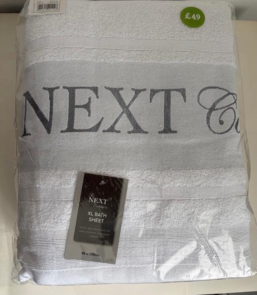  — Bath towels