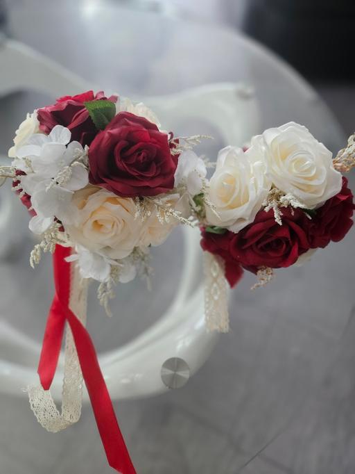  — bouquets
