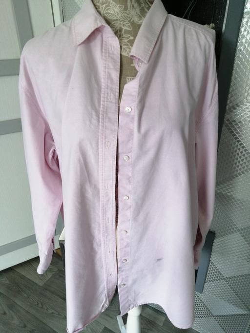  — ladies size *L* couple of marks shown pic 2