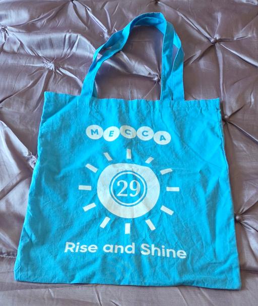  —  BAG / NEW