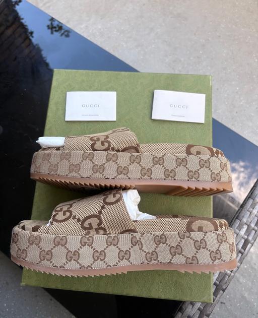  — Gucci platform sandals