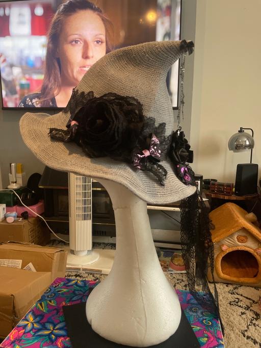  — Modern witch hat