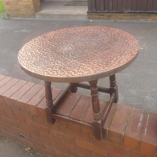  — Lovely , 2ft Round x 20 inch High , Planished