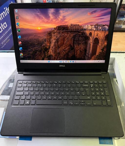  — Dell Vostro 3578 15.6" Laptop