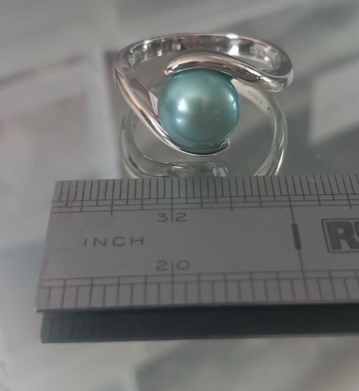  — Sterling silver large pearl ring