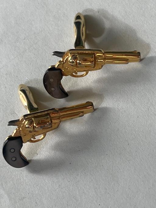  — Vintage cufflinks