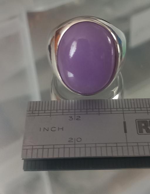  — Heavy sterling silver lavender jade ring