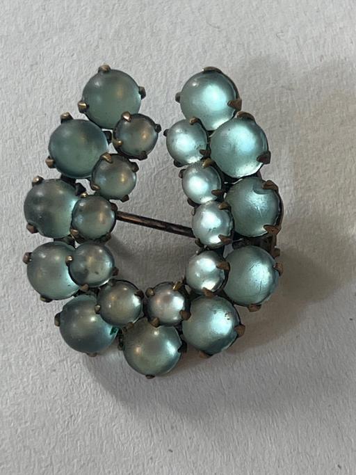  — Vintage brooch