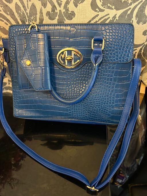  — Bag