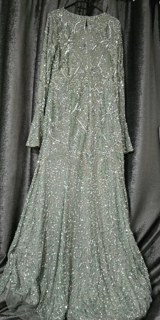  — gorgeous evening dress size 16 Uk