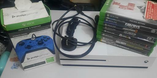  — Xbox One S 1tb Leads Controller 8 Games