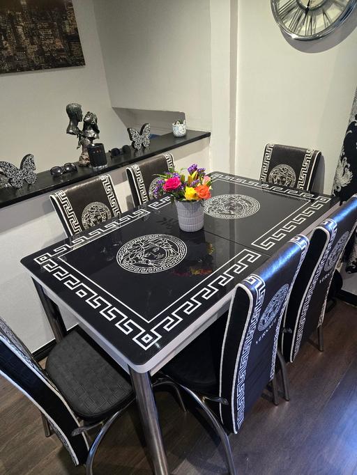  — extendable table