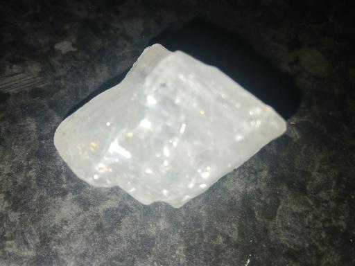  — A diamond 22 g