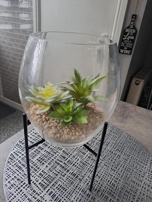  — large artificial plant bowl on stand