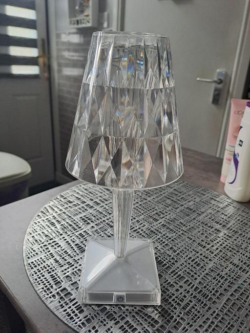  — 3 touch battery  lamp
