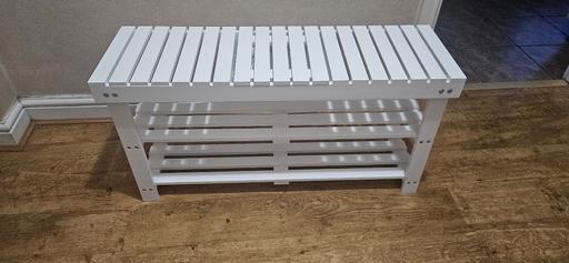  — White shoe / trainer rack