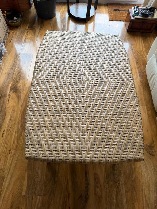  — ⭐️ Stylish Rattan Coffee Table⭐️