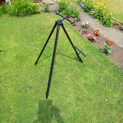  — New Korum river tripod