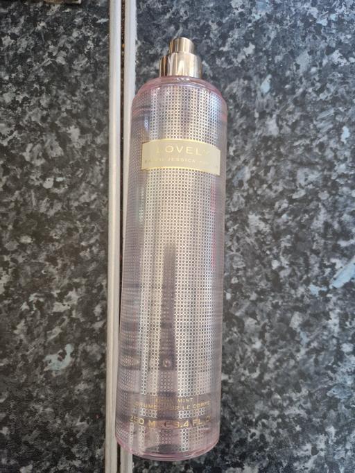  — brand new sarah jessica parker body mist