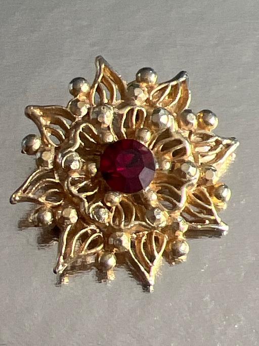  — Vintage brooch