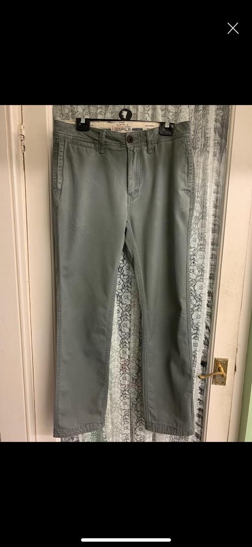  — Mens Fat Face chino trousers