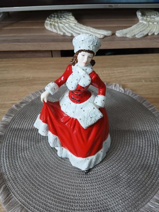  — royal doulton figurine