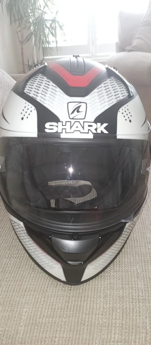  — shark motorbike helmet size large