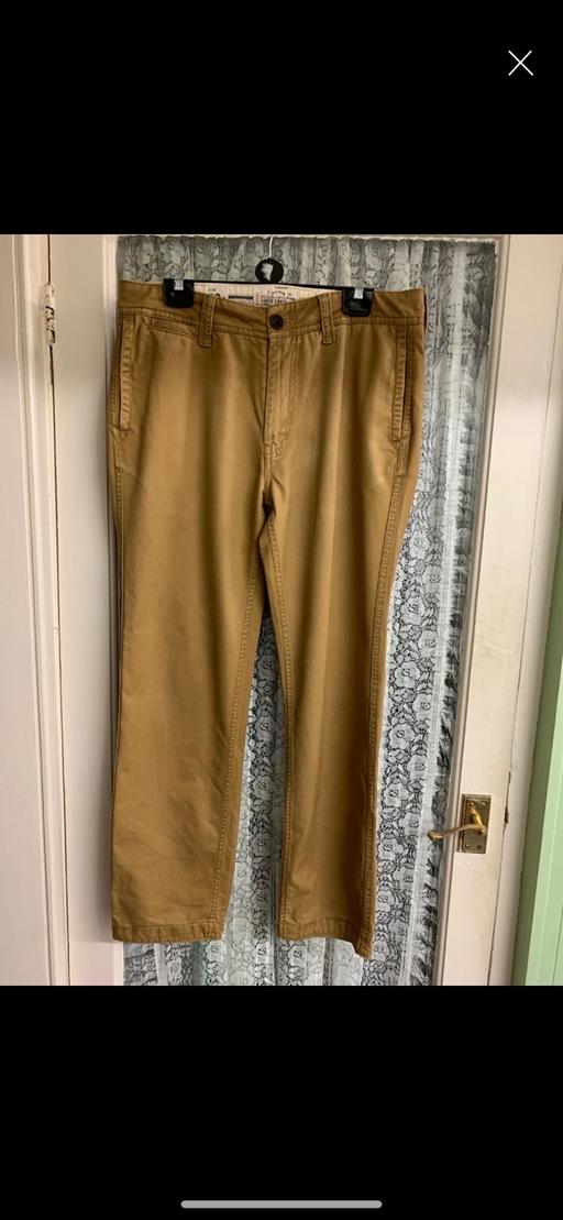  — Mens Fat Face chinos trousers
