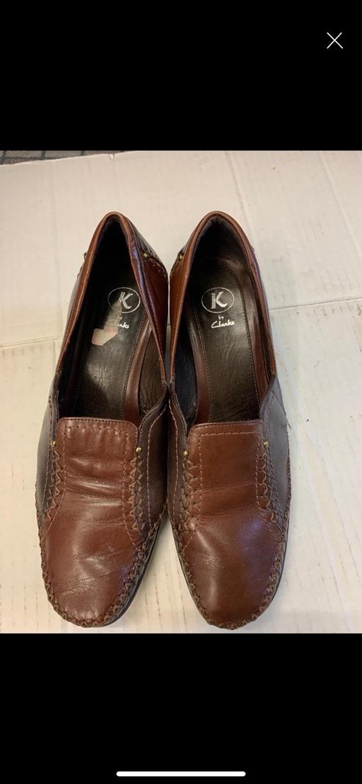  — Ladies shoes