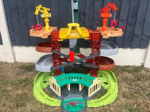  — Thomas & Friends Cranes Super Tower