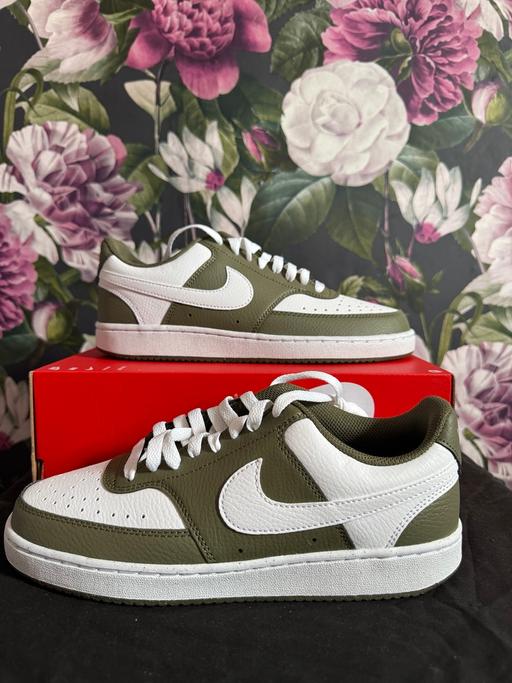  — BRAND NEW MENS NIKE TRAINERS SIZE 7