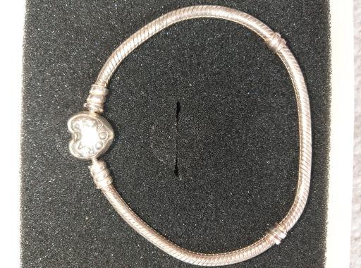  — Braclet
