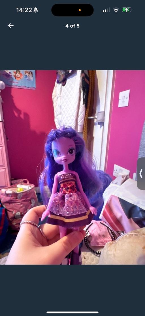  — Selling my little pony girls dolls for sale. 