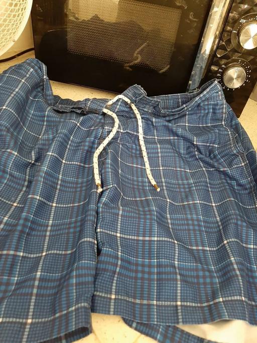  — mens shorts