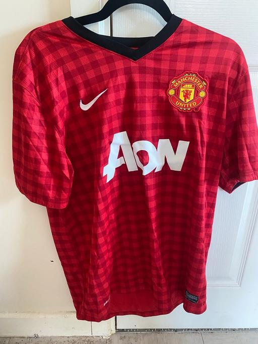  — Man united footballers top customized
