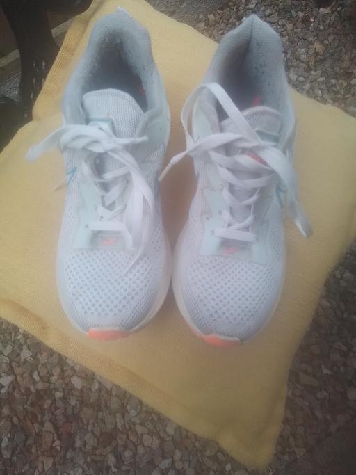  — NIKE ZOOM JUST DO IT TRAINERS