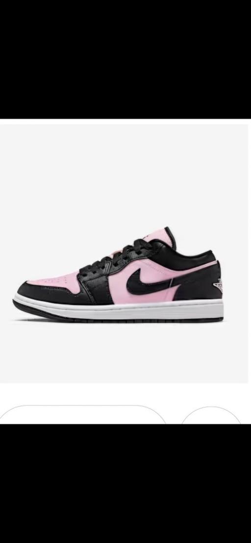  — Air Jordan 1 Low